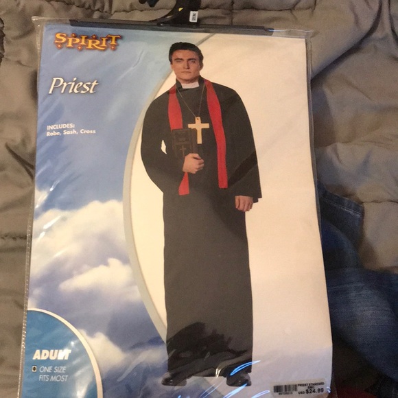 Couples matching spirit halloween costumes